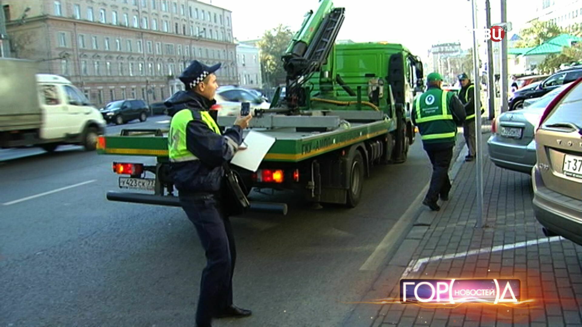 Несмотря на карантин, московская мэрия продолжает брать плату и штрафы за парковки