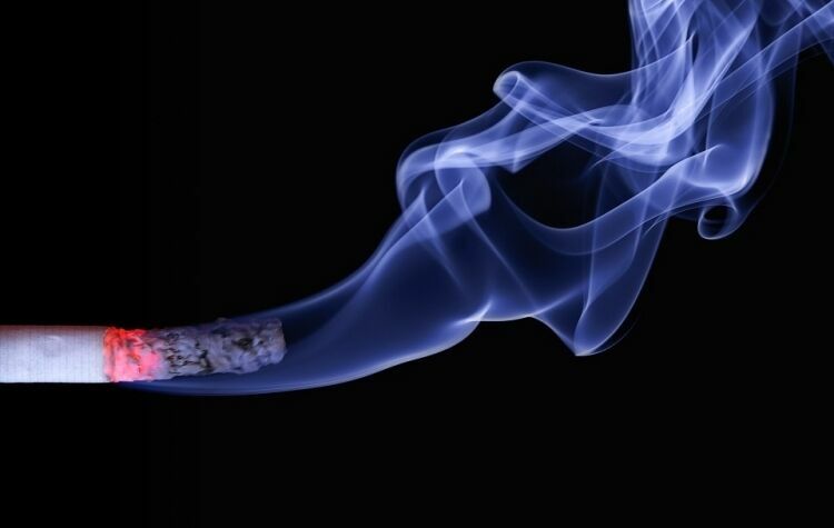 Курение может привести к шизофрении - ученые