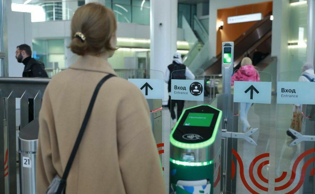 В Москве на станциях МЦК заработал сервис Face Pay