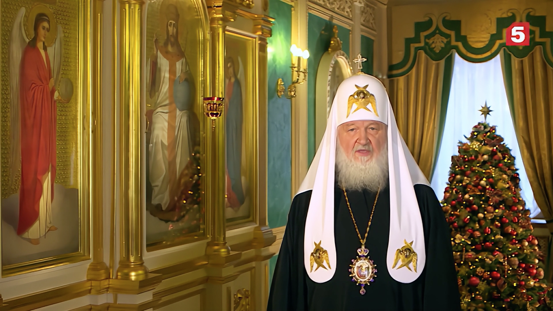 Патриарх Кирилл: "Волны нестроений раскачивают корабль церкви"