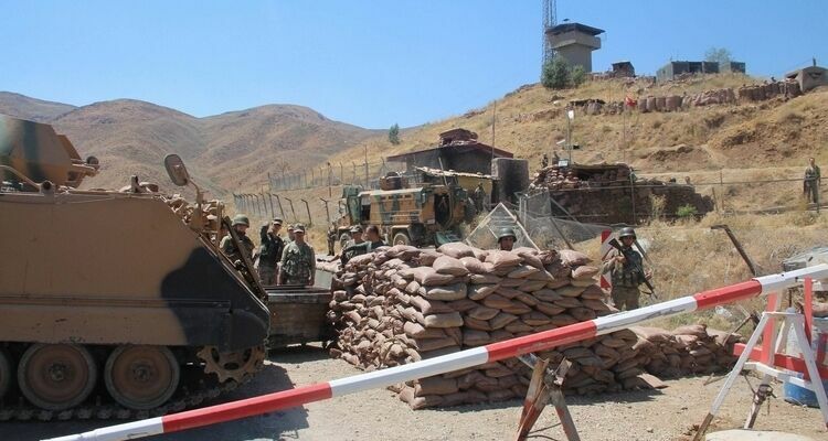 Турецкая армия начала военную операцию против курдов в северном Ираке