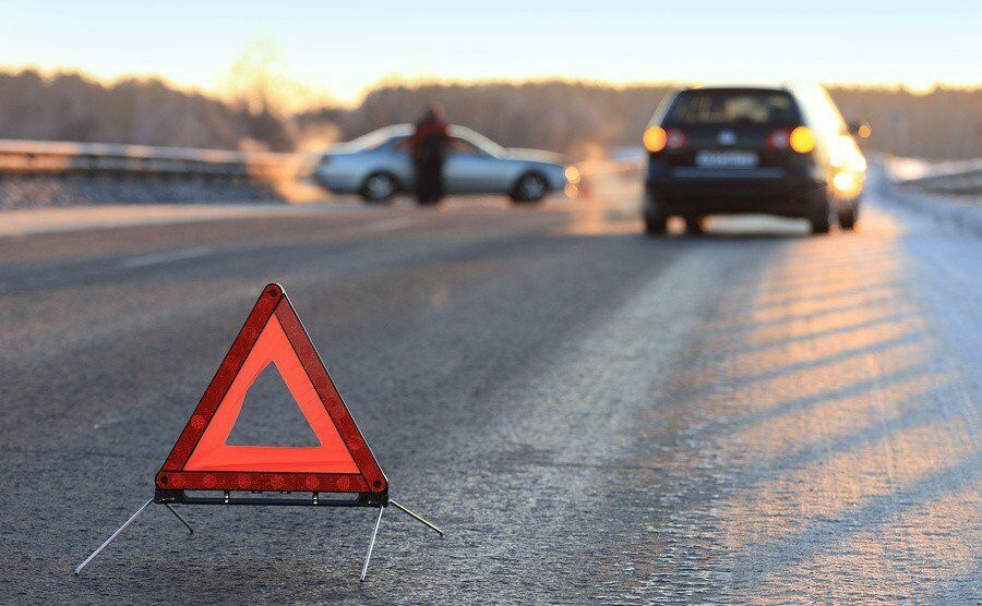 Четыре человека погибли в столкновении семи машин на трассе "Урал"
