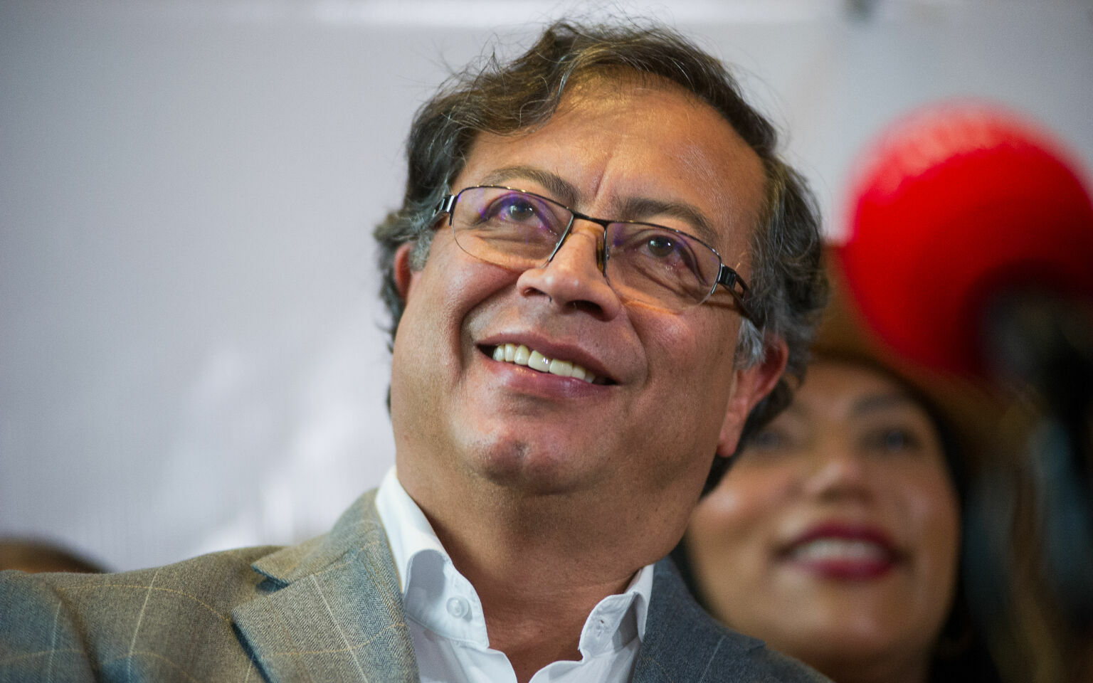 Густаво Петро стал первым представителем левых сил во главе Колумбии