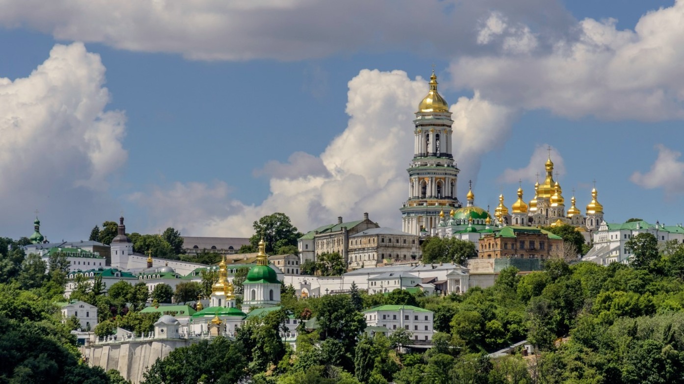 Суд Киева отклонил иск УПЦ о праве пользоваться двумя храмами Киево-Печерской лавры