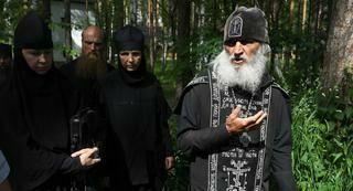 Вирус раскола: почему православные фундаменталисты недовольны и РПЦ, и государством