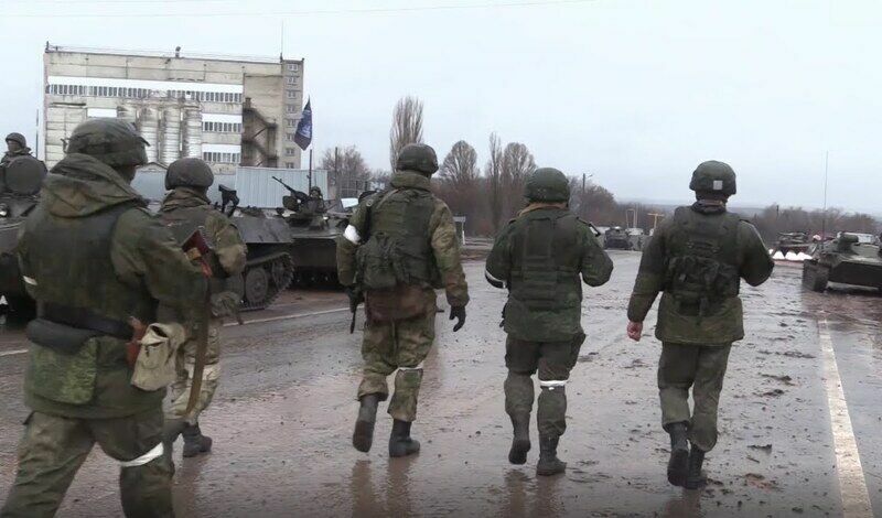 Военные ЛНР взяли под контроль почти всю Луганскую область