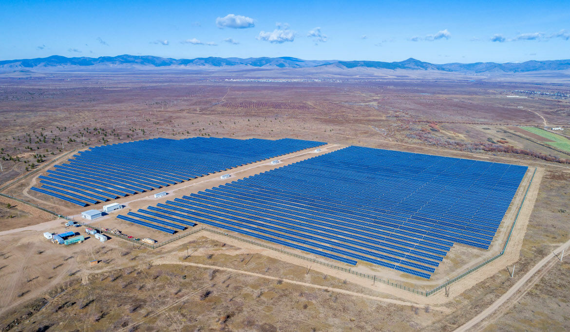 В Бурятии строят вторую солнечную электростанцию
