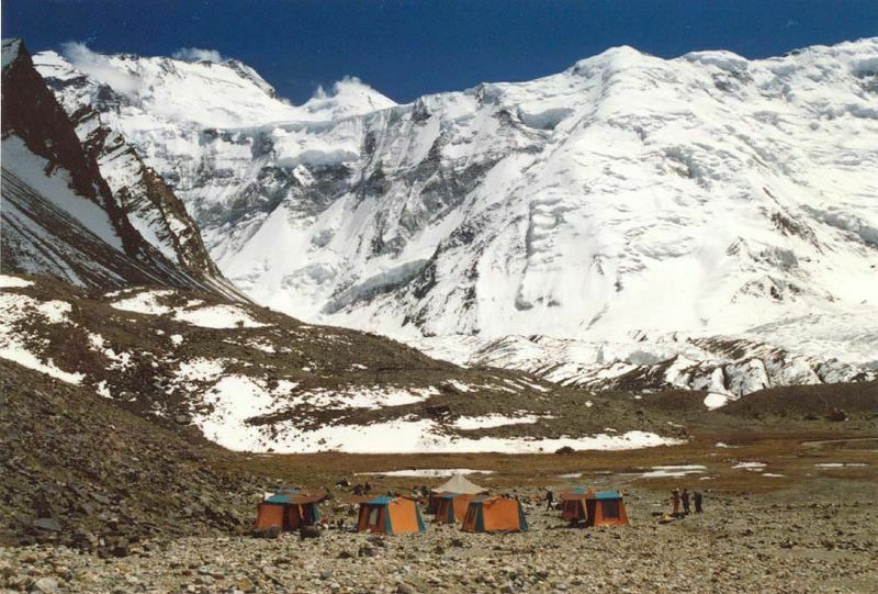 На Памире погибли три российских альпиниста