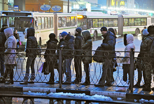 Отчёт "Мосгортранса": наземного транспорта в Москве становится меньше