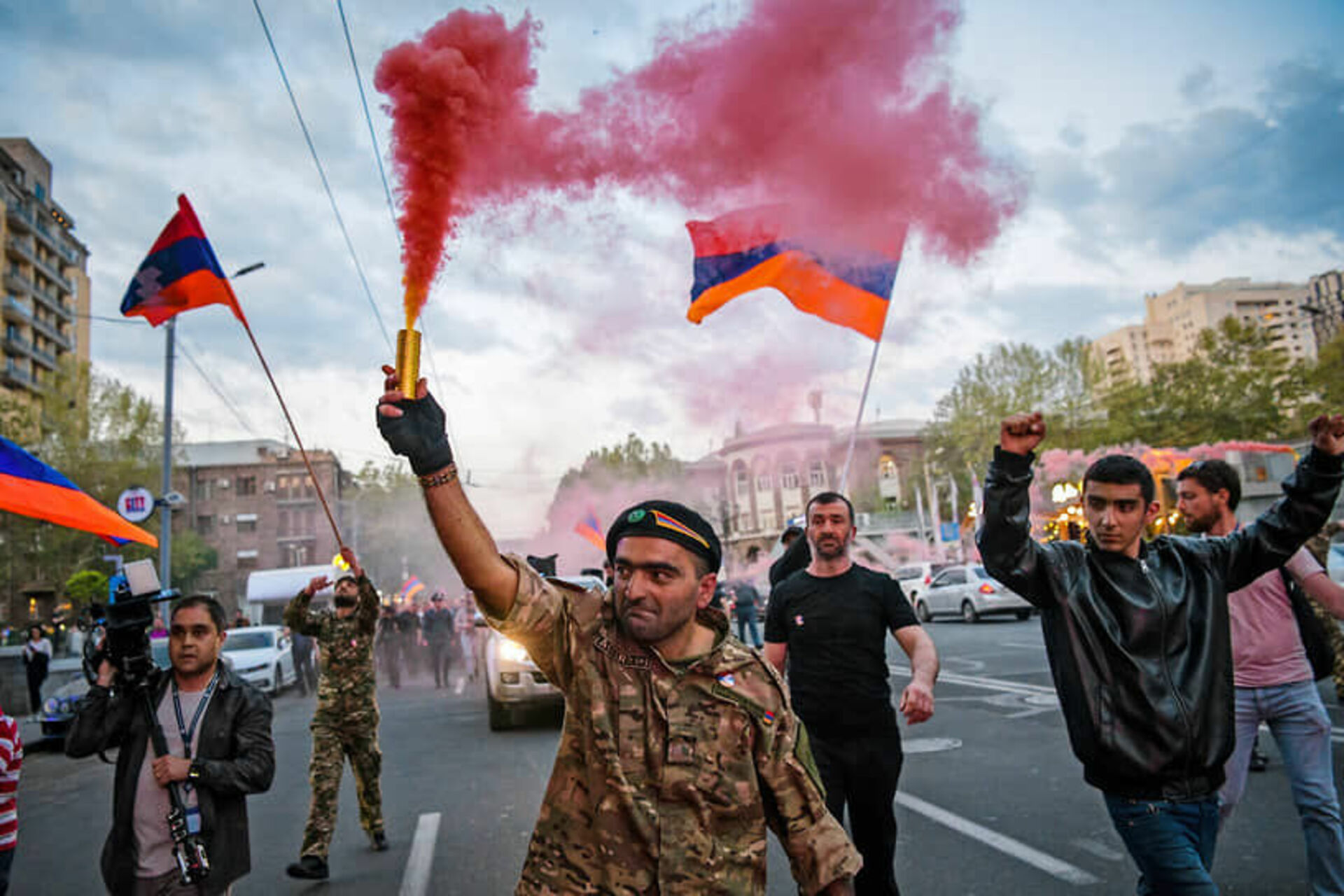 Армения поддерживает россию. Митинги в Армении 2022. Армения митинги оппозиции 2022. Митинг в Армении 1.12.2022. Митинг в Ереване.