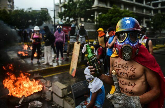 Хакеры разместили на сайтах властей Венесуэлы призывы свергнуть Мадуро