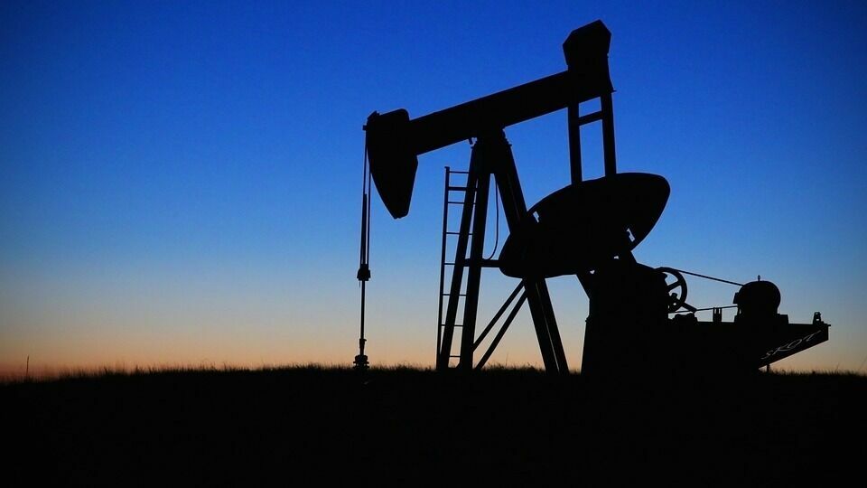 Власти отказались показывать статистику по добыче нефти и газа