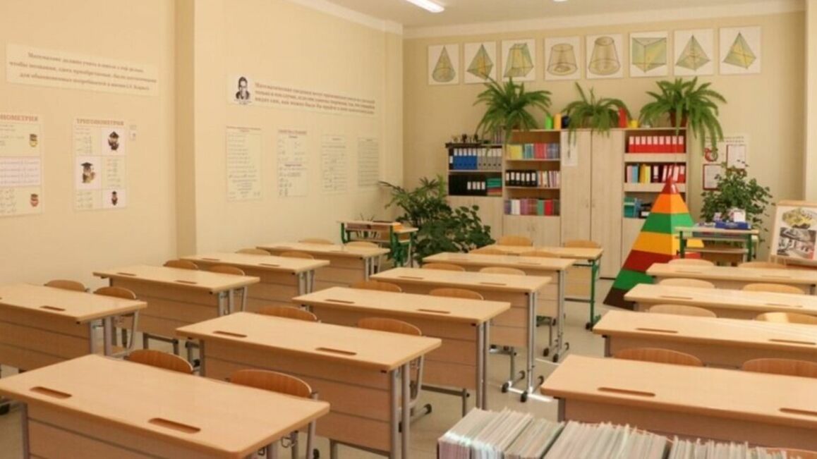 Белгородским девятиклассникам на дистанте выдадут аттестаты с отличием без экзаменов