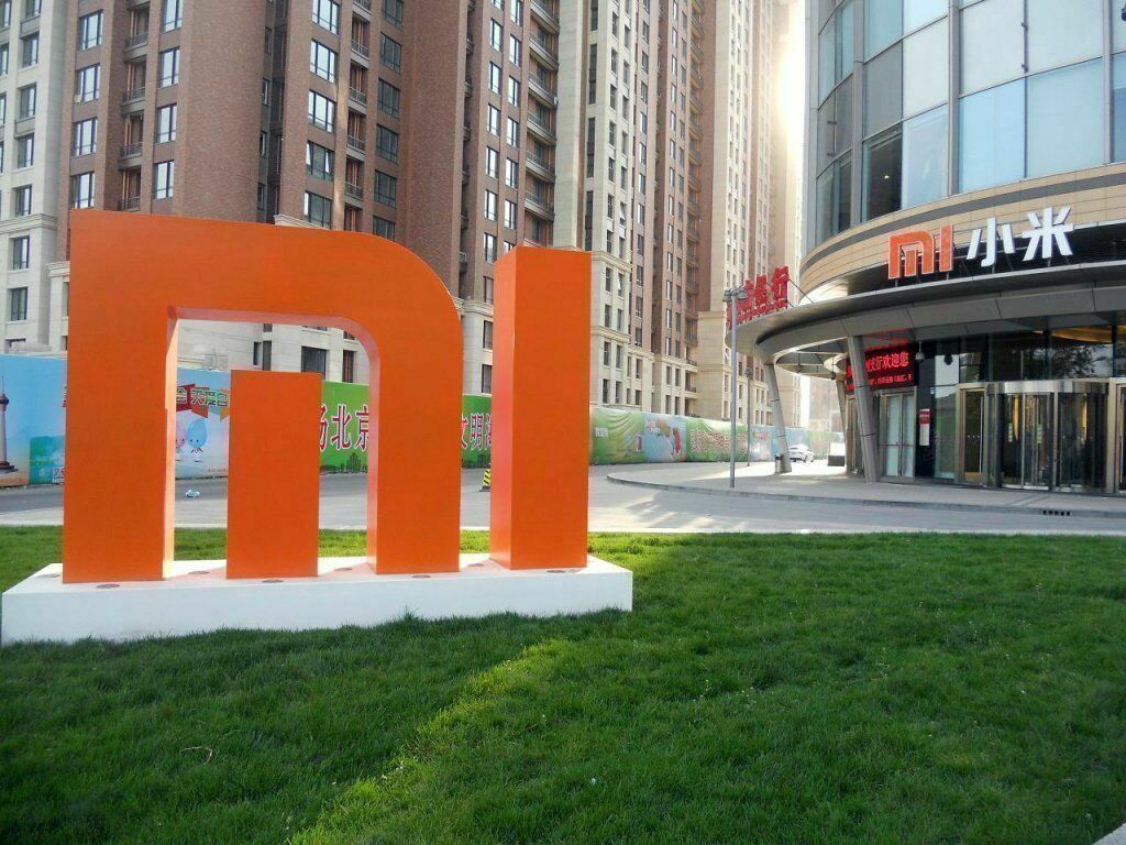 Xiaomi прокомментировала жалобы на блокировку смартфонов в Крыму