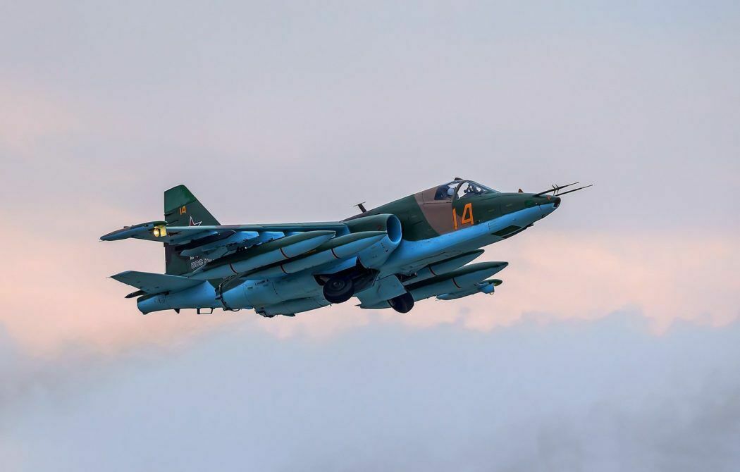 Причина крушения Су-25 - ошибки летчиков при исполнении "мертвой петли"