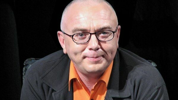Журналист Павел Лобков опроверг информацию о ночном нападении на него