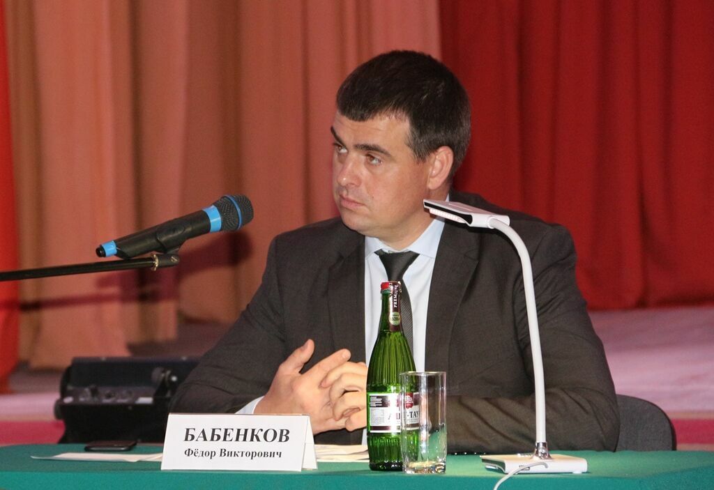 Глава Темрюкского района Федор Бабенков - человек для прессы не доступный. Услышать его мнение можно только на официальных пресс-конференциях.