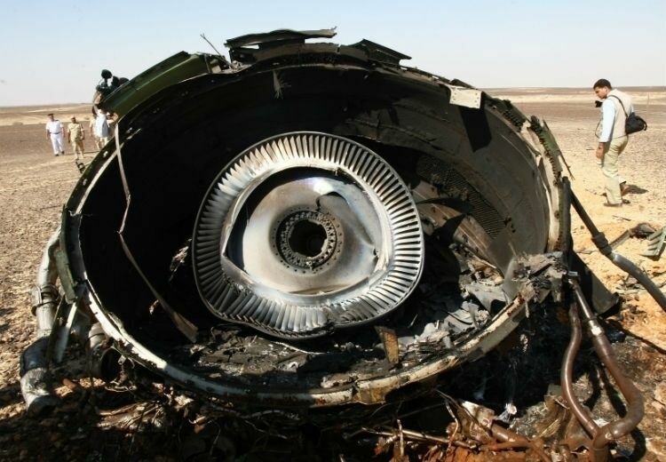 Спецслужбы Египта и РФ установили личность человека, пронесшего бомбу на борт А321 - СМИ