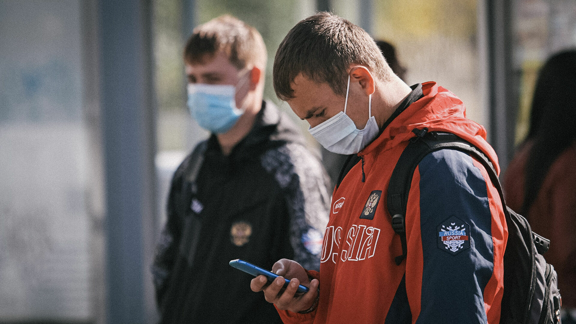 В Роспотребнадзоре призвали людей с хроническими заболеваниями снова носить маски