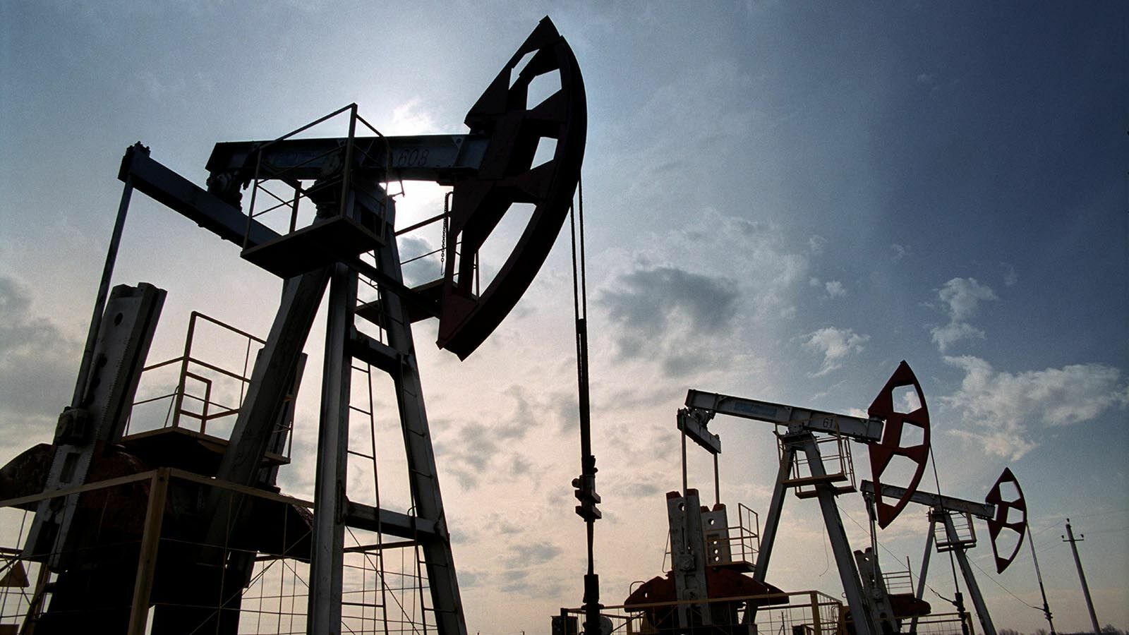 Мировые цены на нефть показали рост на 7% после обвала котировок