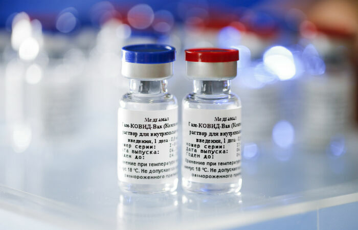 Названа стоимость двух доз российской вакцины от коронавируса