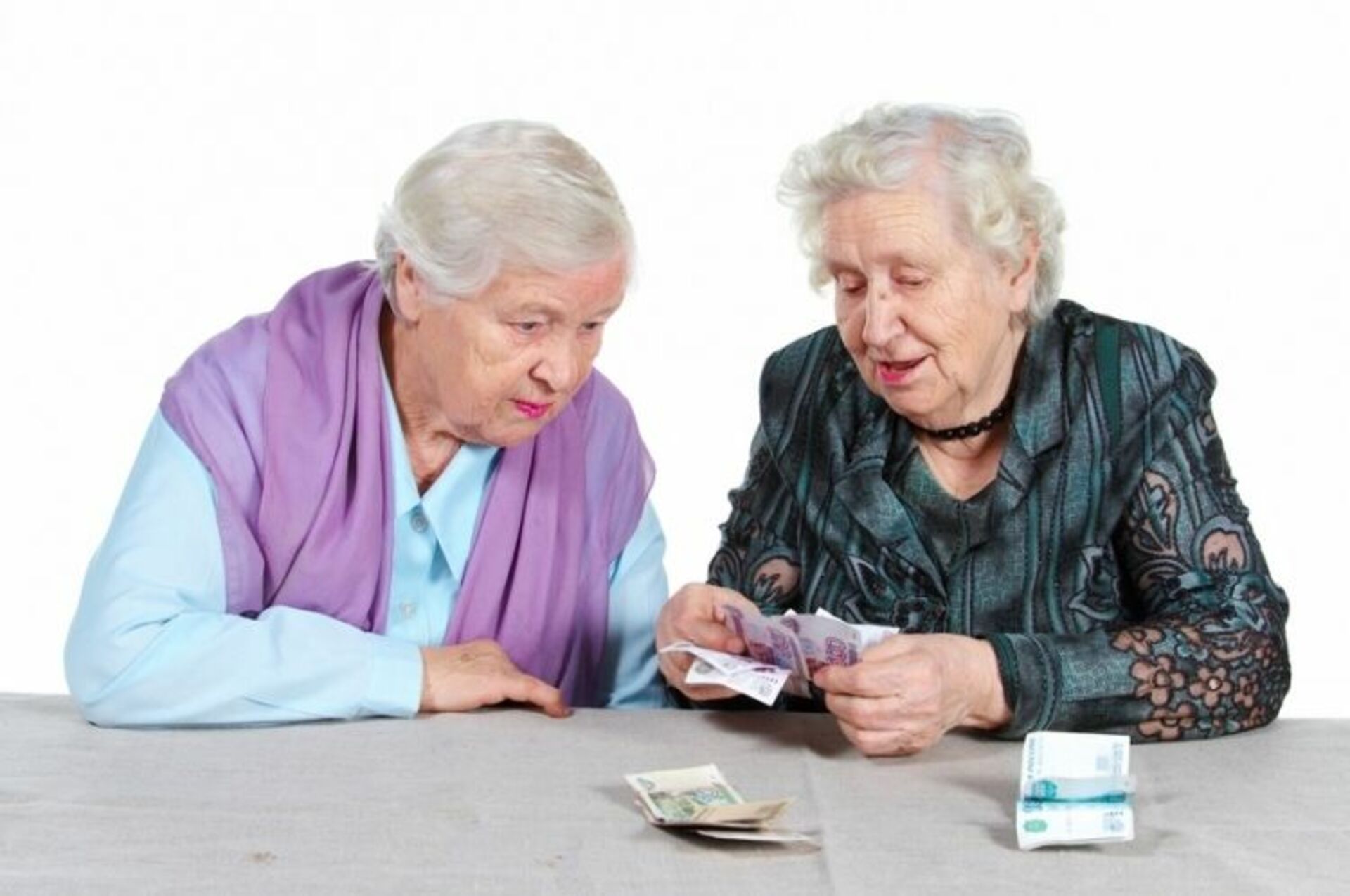 Социальный сайт пенсионеров. Пенсия. Пенсионеры пенсия. Пенсионер по старости. Пожилые люди на пенсии.