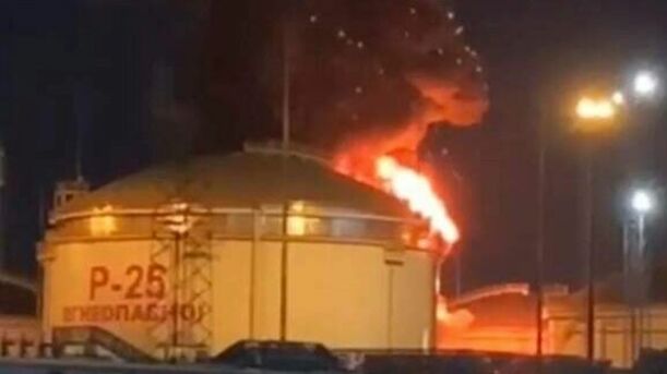 На нефтебазе в Краснодарском крае ликвидировали открытое горение