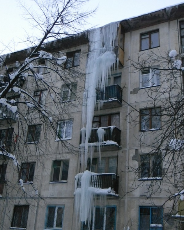 Петербург: снег вывозим, ЖКХ в уме