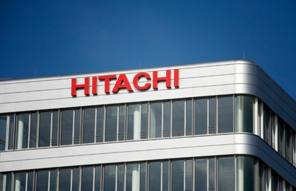 Hitachi приостанавливает экспорт и деятельность в России
