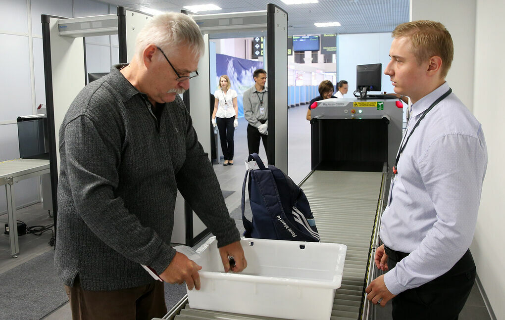 В российских аэропортах могут отменить повторный досмотр пассажиров