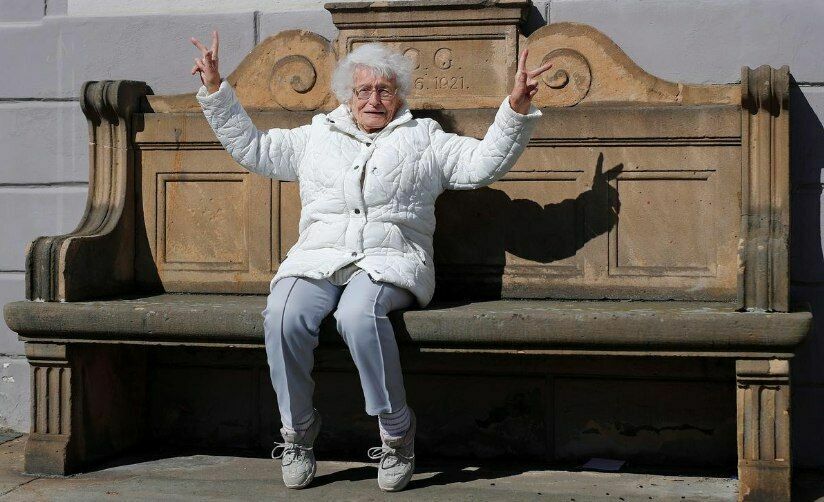 В Германии 100-летняя пенсионерка баллотируется в городской совет