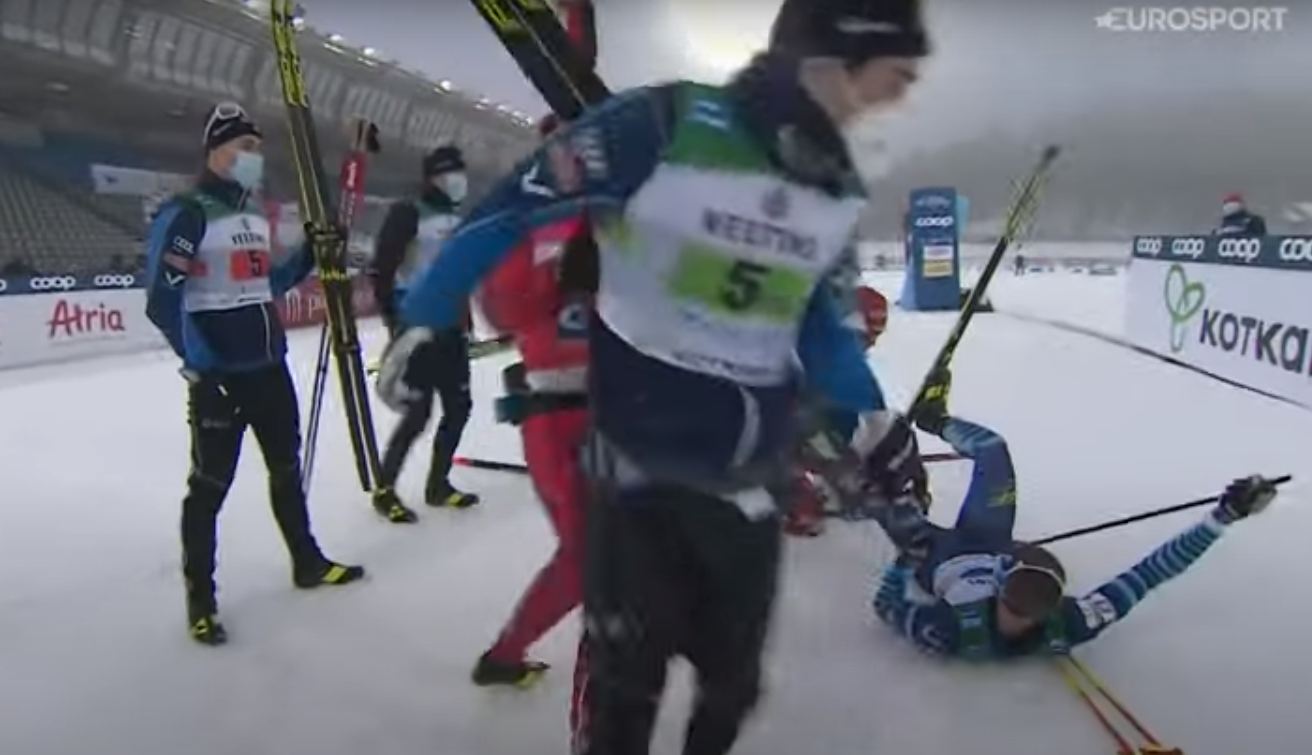 Скандал на Кубке мира: российский лыжник - росгвардеец ударил своего соперника финна