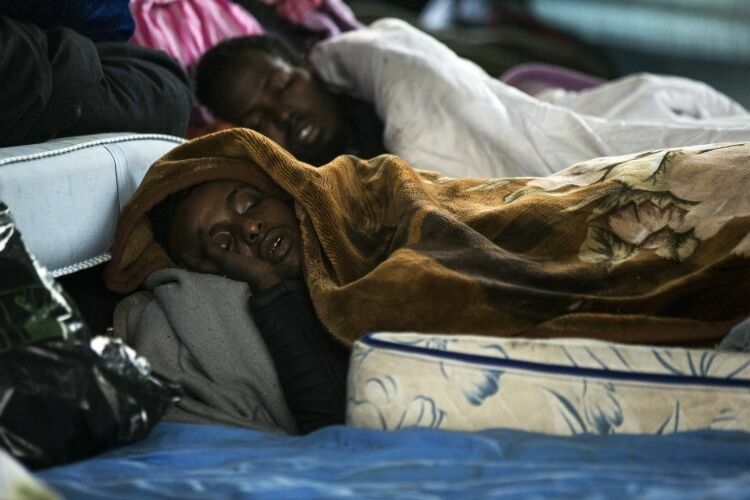 Полиция Парижа ликвидировала палаточный лагерь нелегальных мигрантов