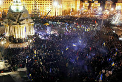 В Киеве 40 человек попали в больницу после разгона митинга