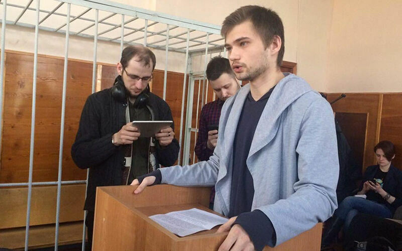 Блогера Соколовского приговорили к условной "трёшечке"
