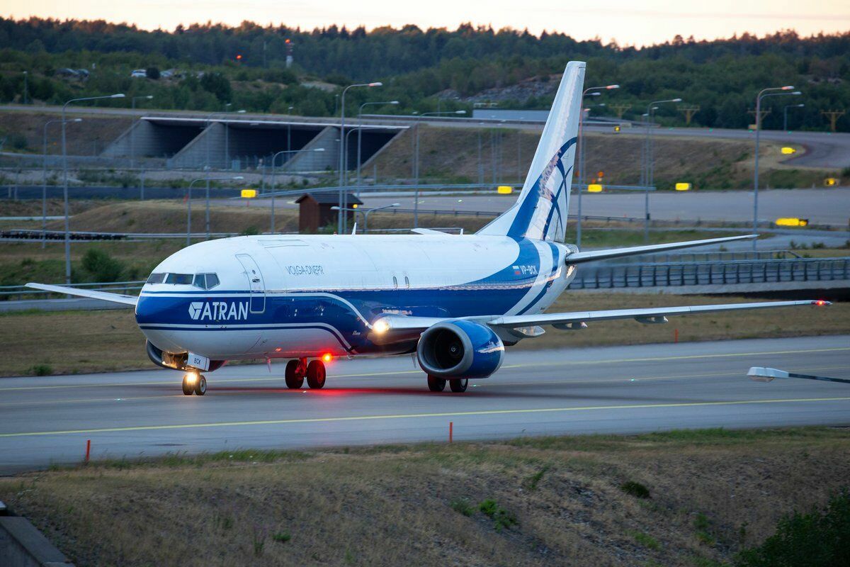 Подавший сигнал бедствия грузовой Boeing вернулся в аэропорт вылета