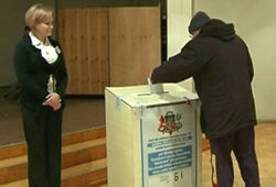 Жители Латвии проголосовали против госстатуса русского языка
