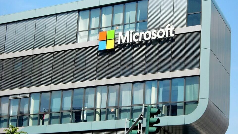 Microsoft предложила продлить лицензии на софт для российских компаний