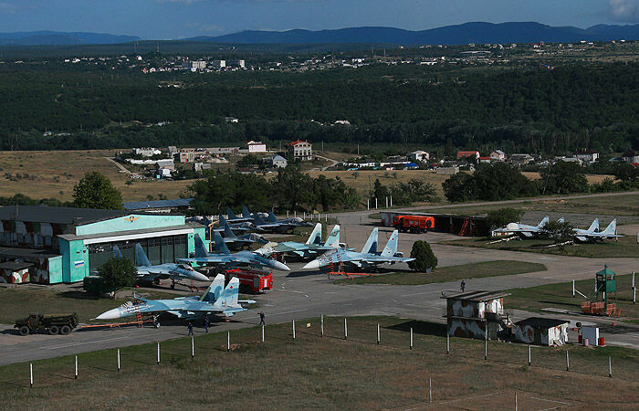 Севастопольский аэродром "Бельбек" принял первые боевые самолеты