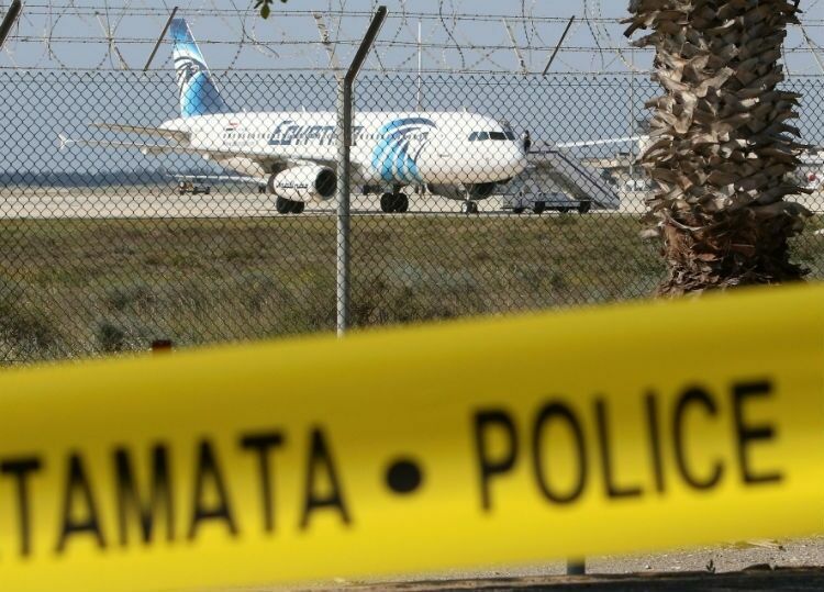 Аэропорт Ларнаки возобновил авиасообщение после инцидента с бортом EgyptAir
