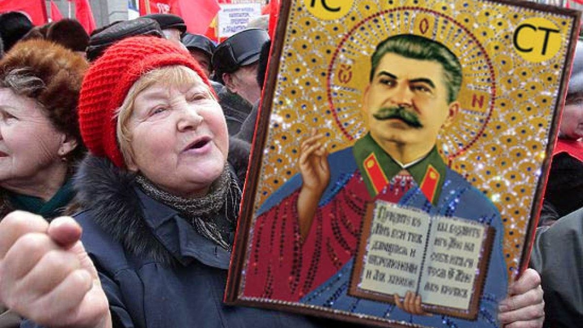 Канонизировать Сталина: почему идея коммунистов не по душе РПЦ и многим верующим