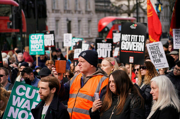 В Британии начались акции протеста из-за роста цен на электричество
