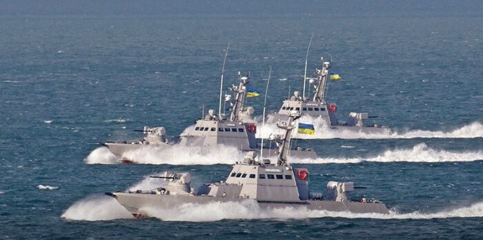 Оставшиеся без квартир украинские моряки угрожают вернуться в Крым