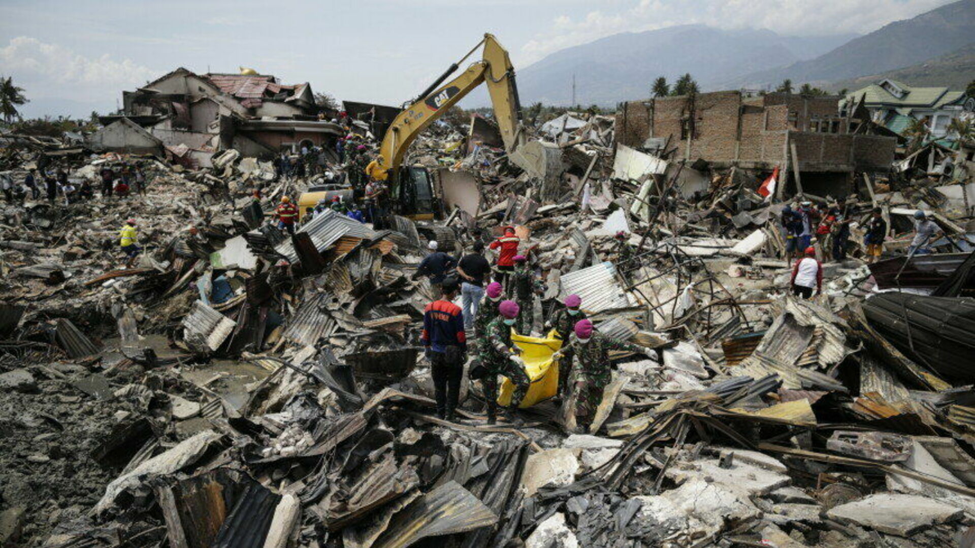 Число жертв выросло. Землетрясение в Индонезии. Ущерб от землетрясений. Самые крупные землетрясения.