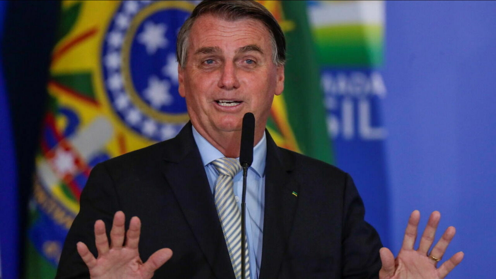 1600 долларов на мороженое: власти Бразилии раскрыли данные о тратах экс-президента
