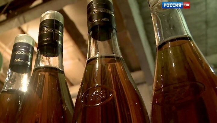 Массовое отравление алкоголем произошло в Иркутске, 8 человек скончались