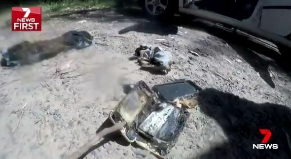 Взорвавшийся iPhone 7 уничтожил автомобиль