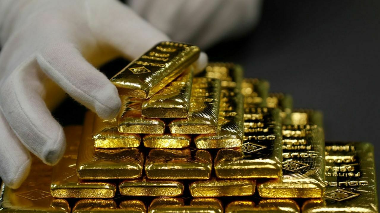 Золото, машины, квартиры… Куда вложить деньги в условиях большой инфляции