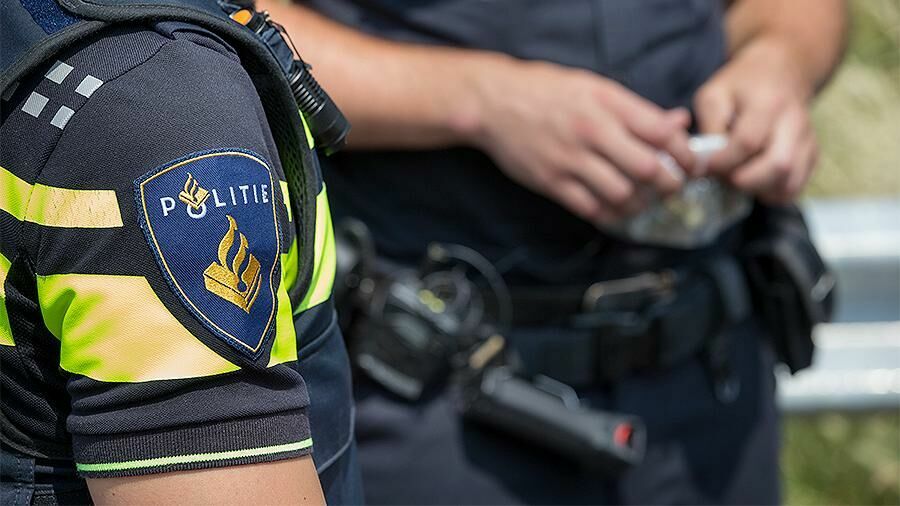 Полицейские Голландии отказалась бегать за преступниками в жару