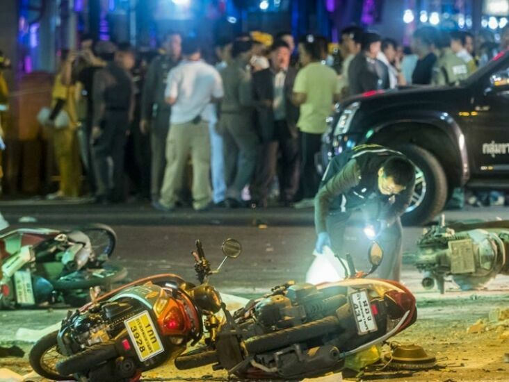 Число жертв взрывов на курортах Таиланда увеличилось до двух